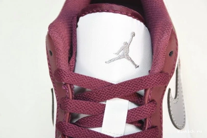 White 1 Low Bordeaux Jordan 1029